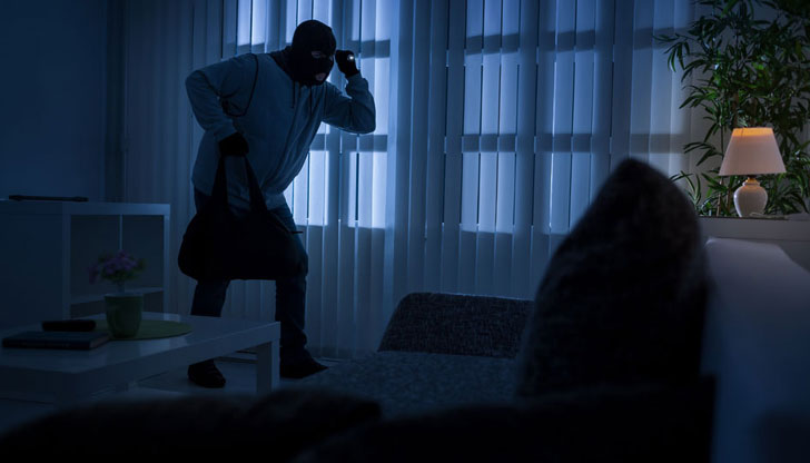 От апартамента липсват множество вещи и мебелиКражба от жилище в Русе разследват