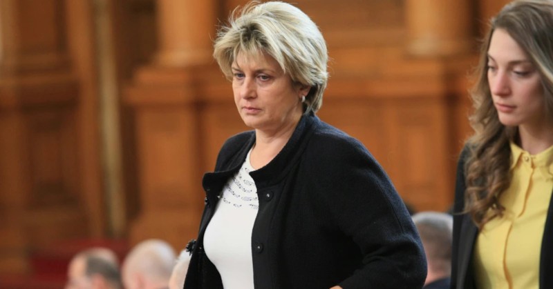 В Народното събрание се разрази скандал с това кой ще