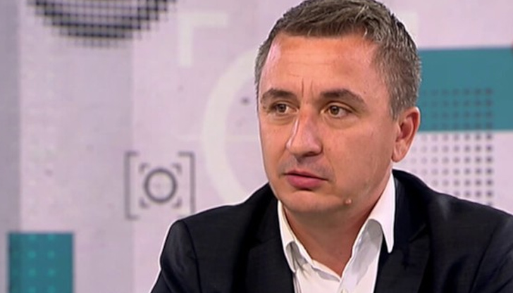 Преди дни от МС съобщиха, че се отменя решение, с