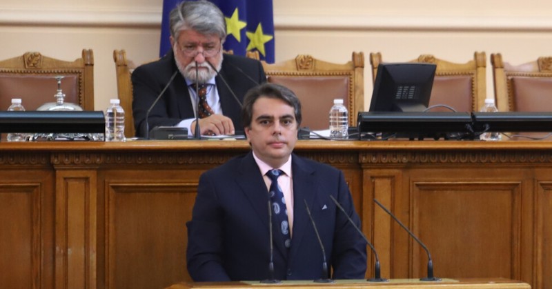 Мисля, че има достатъчно разум в тази зала да изберем