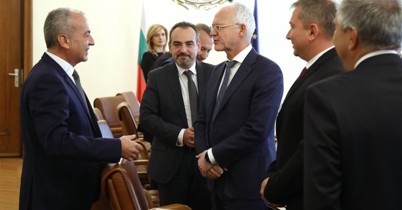 Служебното правителство продължава да работи за сигурността в доставките на