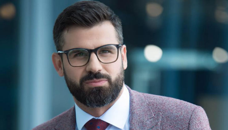 Работещите няма да искат да покриват този масраф, заяви икономистътИма