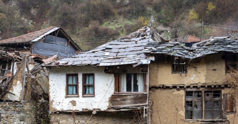 Тенденциите в демографията обикновено са дългосрочни, каза доц. Атанас Атанасов от