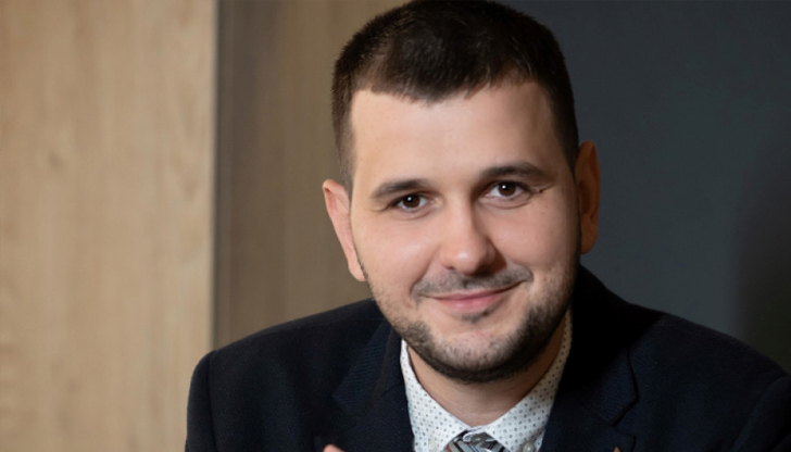 Иванов: Нека видим какво ще се случи с първия и