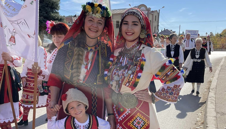 Участниците в събитието за пореден път доказаха, че фолклорът е