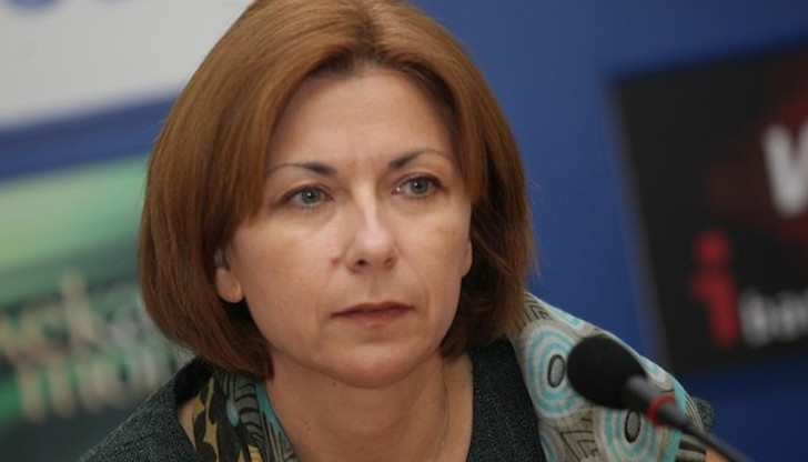 Димитрова: Липсата на стабилно правителство е изключително рискова за странатаНапълно възможно