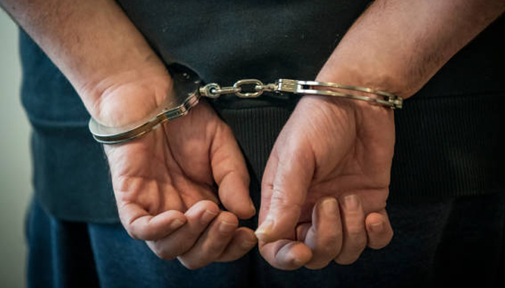 От 2013 година мъжът е обявен за международно издирване от Интерпол с