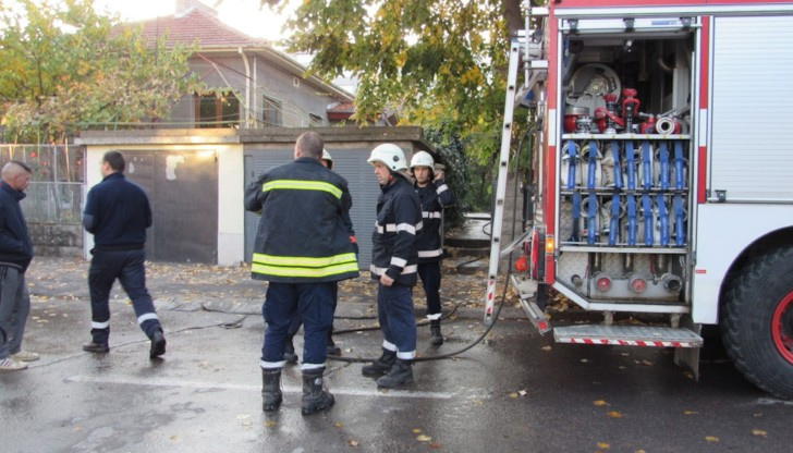 Момичето е с изгаряния в областта на долните крайнициПожар е