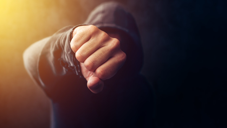 Осмокласникът е пребит от по-големи ученици по време на междучасие15-годишен ученик от