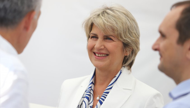 Весела Лечева не е напуснала четири сдружения с нестопанска цел, където е