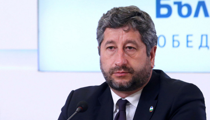 Иванов: Има и други политически групи, с които може да