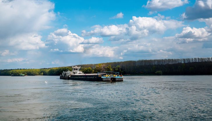 Основната причина за това са ниските води и войната в