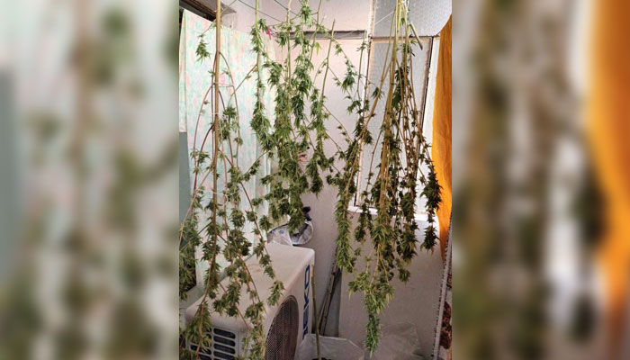 В апартамента му са намерени още и уреди, предназначени за