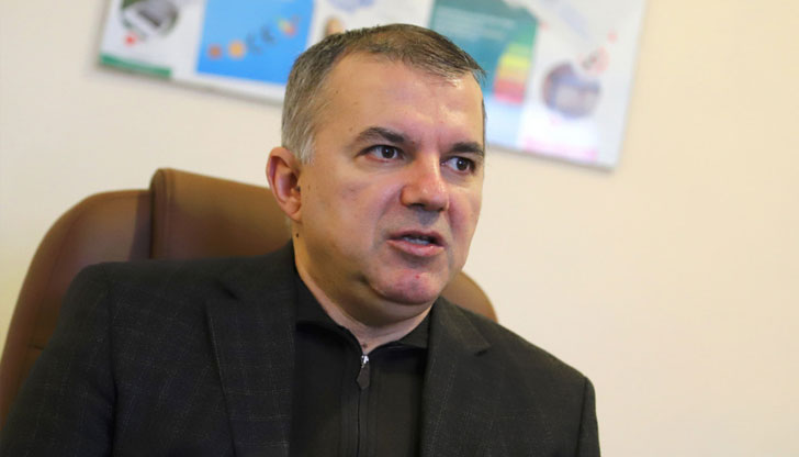 Ако преместите хладилника с 1 сантиметър напред, той ще започне да