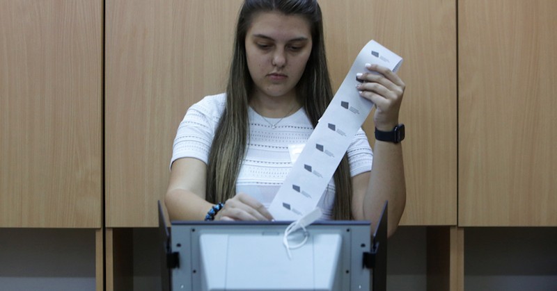 Това сочи извадка от над 91 процента от секциите тамПри