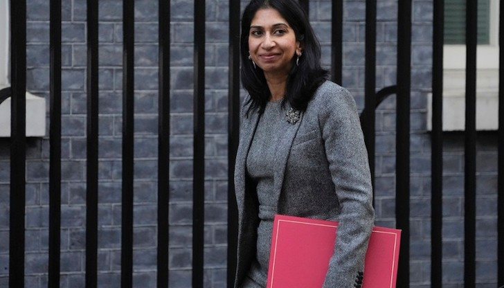 Напускането на Брейвърман е било по искане на новия финансов