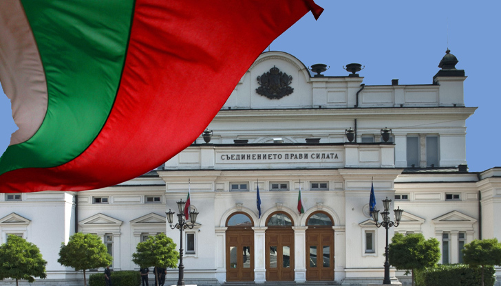 Спор между Манол Пейков от Демократична България“ и Александър Симов