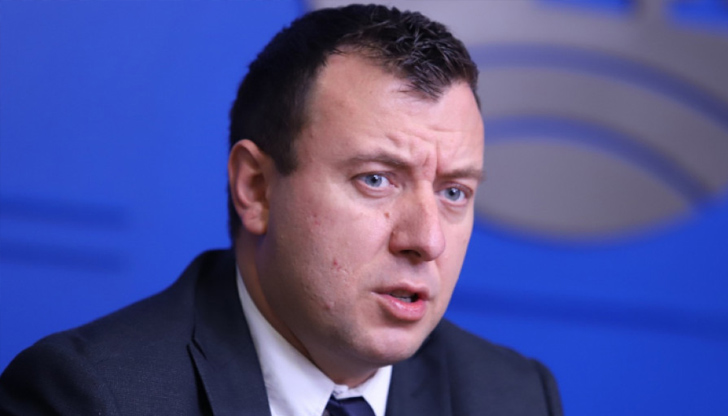 Петър Петров: На 5 януари ще бъде разпуснато НС В предаването Референдум