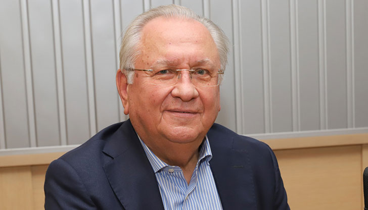 Анализаторът призова да се провери дали едни и същи лица не