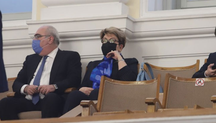 Днес е инициирана нова среща на политическите сили по тематаСедмица