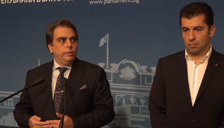 Това обяви Асен Василев “Продължаваме Промяната кани лидерите на всички парламентарно