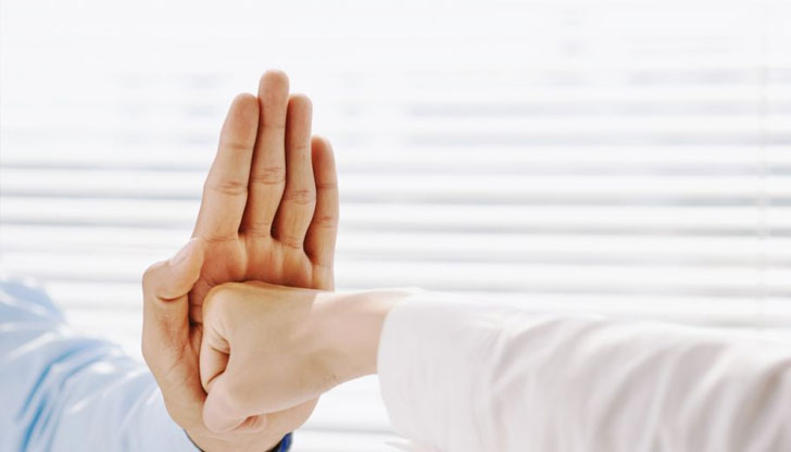 Лекарят да има право да откаже преглед, консултация и лечение,