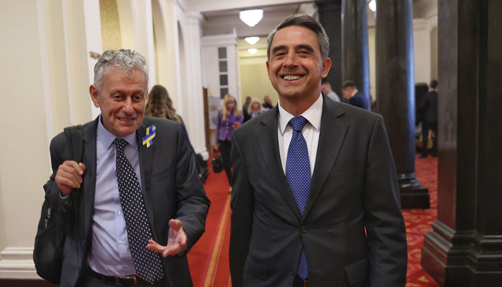 Контактната група Паси - Плевнелиев първо ще разговаря с ГЕРБ