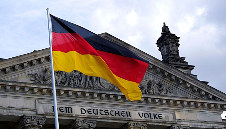 Според официалните лица кризата е резултат от икономическата война, водена