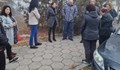 Жители на Бузовград протестират след катастрофата, пратила дете в кома