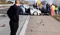 Лек автомобил се заби в патрулка на АМ "Тракия"