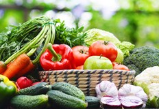 Продължителното спазване на сурова веганска диета може да причини повече