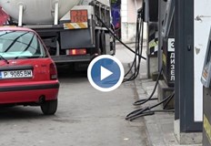 Заради разходите които е трябвало да направят малките бензиностанции не