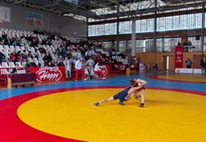 Първите схватки ще започнат от 10 00 часа при свободен входЗала