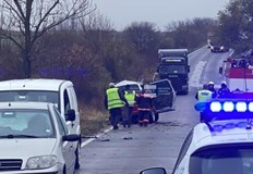 Ударили са се два автомобила между селата Средец и ТракияТрима