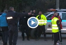 Полицаите в Перник започват да претърсват специфични места които към