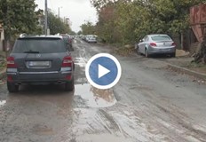 Всички улици са разкопани а авариите са ежедневиеЖители на бургаския