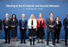 Министрите от Г 7 поискаха наказателно преследване и разследване на военни