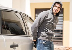 Момчето признава че е взело колата защото е имало желание