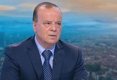 Аз съм главата най отгоре имам над 600 служители Как мога