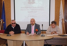 Към момента няма опасност за свинекомплексите в областтаТрите положителни проби