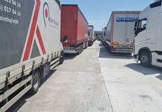 Лентите трябва да облекчат натоварения трафик през граничния пункт и