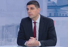 Според него в момента няма добър вариант за развитието на