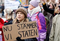 Екоактивистите съдят правителството за недостатъчно силна реакция по въпросите за