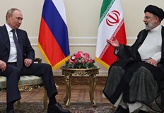 Русия увеличава усилията за изграждане на връзки с Иран и