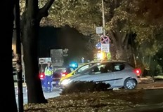 Пострадалата е транспортирана с множество травми в частната болница в