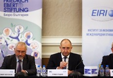 Геополитическите промени налагат да реализираме този петролопровод заяви Радев Трябва да