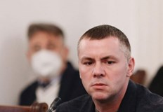 Част от народните представители се подиграват изключително гадно и нагло