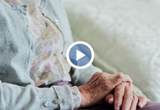 Помощта е за възрастни хора от цялата странаФондации организират кампании