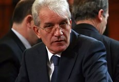 А ако има някой който си е затварял очите би