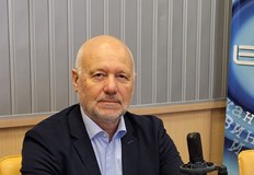 Трябва да се започне с оръжия и боеприпаси които фигурират